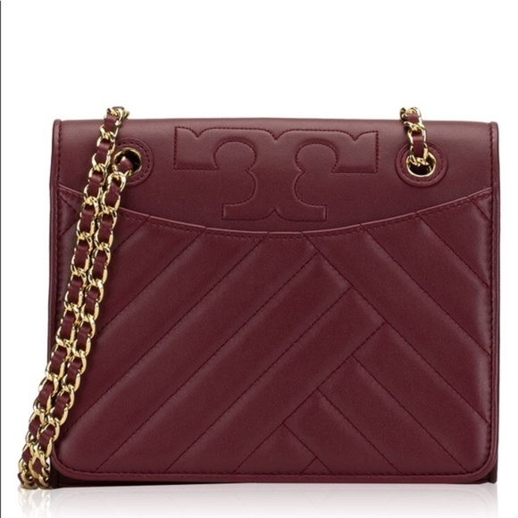 Tory Burch Handbags - Tory Burch Alexa Convertible Shoulder Bag